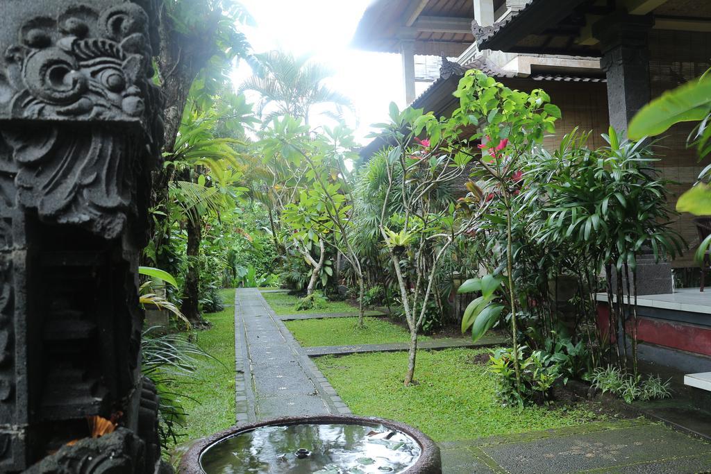 Karang Mesari Ubud Guest House Exterior photo
